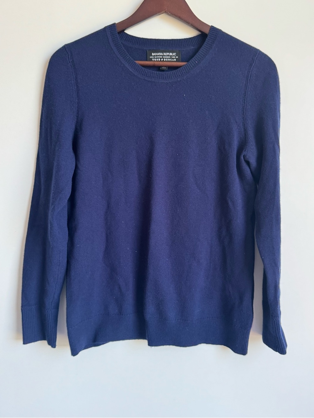 Banana Republic Scottish 100% Cashmere Yarn Todd & Duncan Men Medium Blue Sweate